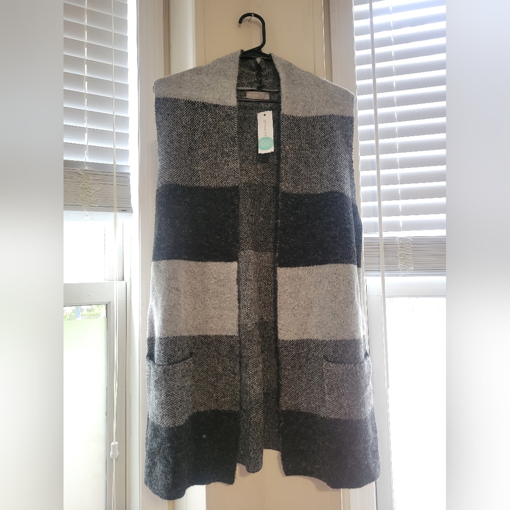 NWT Evolution by Cyrus Corie Striped Sleeveless Cardigan